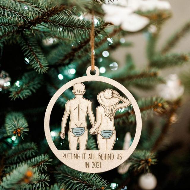 Dekoracyjny drewniany naszyjnik świąteczny z personalizacją - idealna ozdoba na choinkę dla dzieci - Wianko - 9
