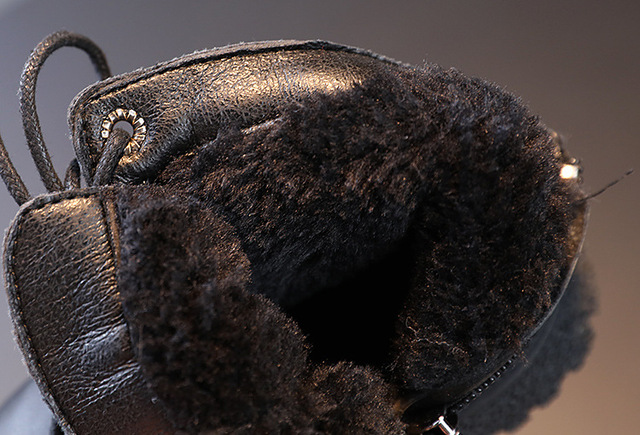 Czarno-bordowe lekkie dziewczęce buty na platformie Martin 2022 - Wianko - 22