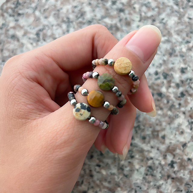 Ręcznie wykonany różowy pierścionek z naturalnym kamieniem - turmalin - Wianko - 8