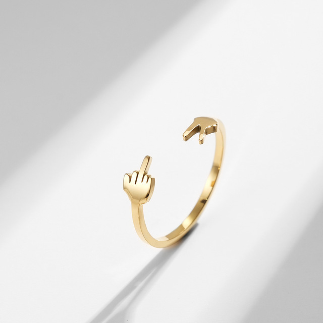 Złote nożyczki w kształcie litery V z pierścieniami środkowymi przeznaczone dla mężczyzn, wykonane ze stopu tytanu - akcesoria z tytanowej stali Hip-hop dla kobiet (nowość) - Wianko - 2