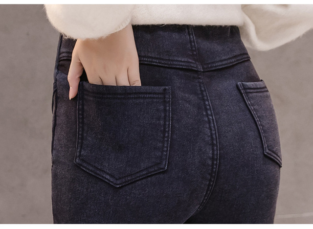 Aksamitne grube jeansy ciążowe - spodnie dżinsowe moda zimowa - Wianko - 15