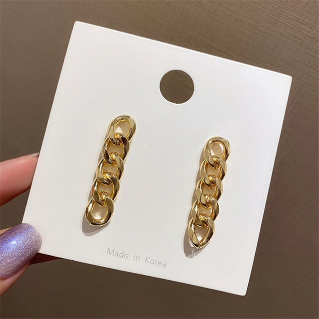 Złote długie kolczyki wiszące Adolph Link Chain - geometryczne, proste i modne. Trendowa biżuteria 2020 - Wianko - 2