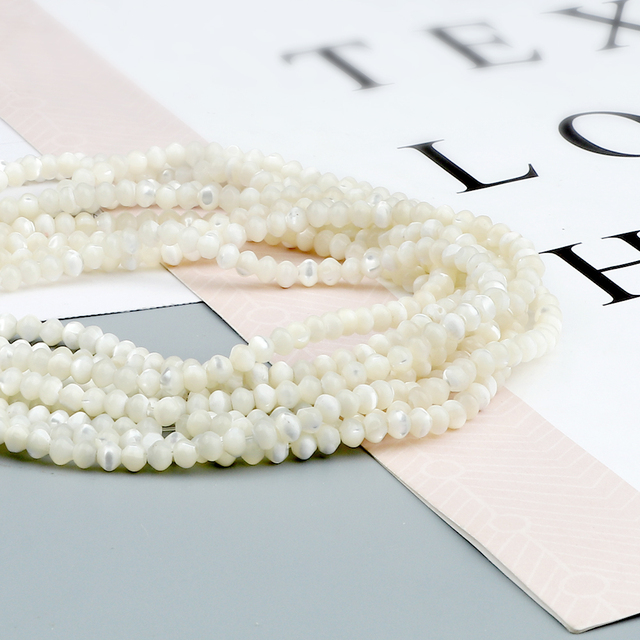 Naszyjnik Handmade z białymi naturalnymi matkami perłowymi w kształcie okręgu i krzyżem - Wianko - 14