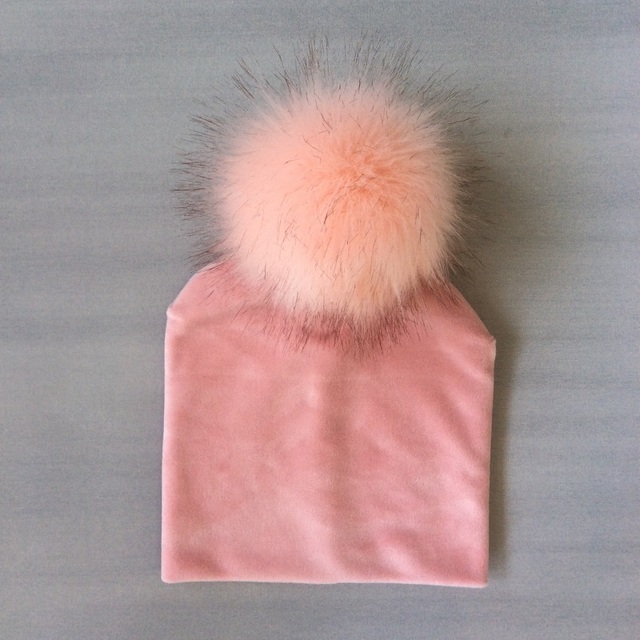Jesienno-zimowy jednokolorowy aksamitny kapelusz dziecięcy z pomponem - dziewczęcy - Wianko - 10
