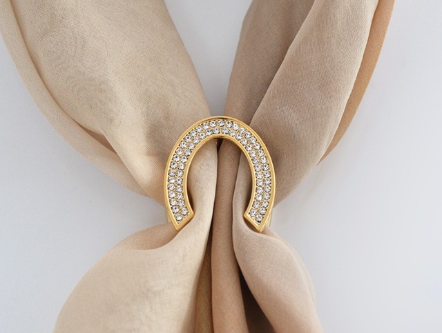 Podkowy U kształt podwójnej warstwy szalika z wysokiej jakości gładkiego jedwabiu z kryształowymi ок detailami - biżuteria wielofunkcyjna - Wianko - 1