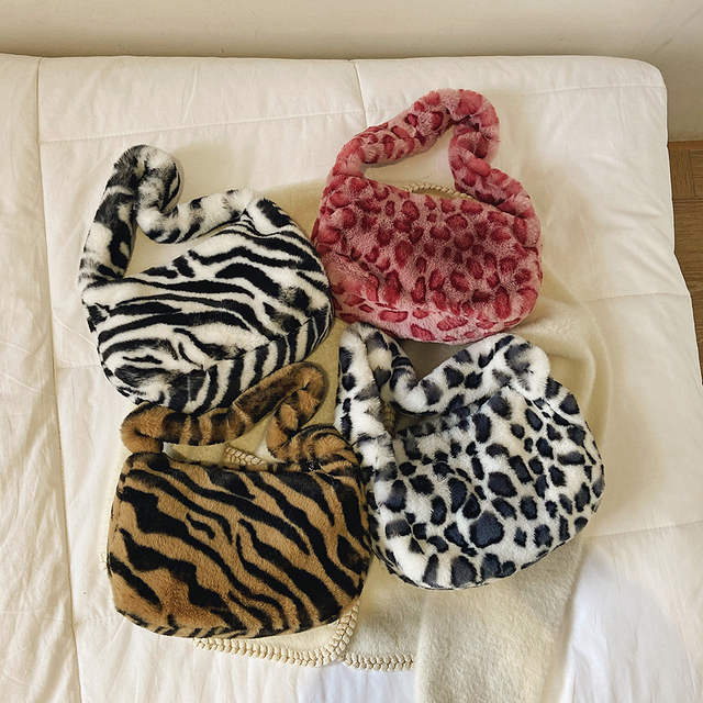Pluszowa torba na ramię z futrem leoparda, zebry i tygrysa dla kobiet - Zima 2021👜 - Wianko - 22