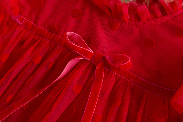 Czerwona sukienka dla dziewczynki z długim rękawem i białymi kropkami - ubranie na jesień świąteczne - Wianko - 9