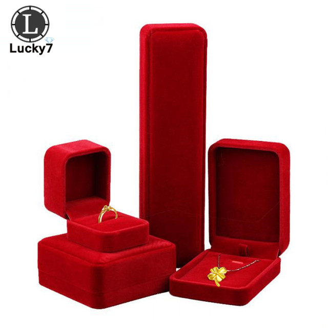 Luksusowe czerwone aksamitne pudełko na biżuterię - idealne do przechowywania obrączek, kolczyków i naszyjników - Wianko - 4