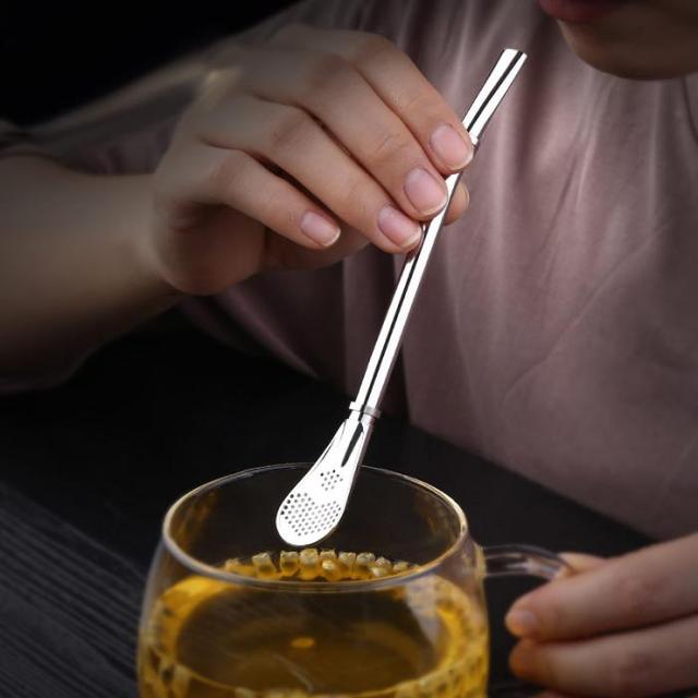Łyżka słomka sitko do herbaty ze stali nierdzewnej łącząca funkcje shakera i filtra do kawy, idealna do serwowania deserów i kuchni – łyżka kuchenna - Wianko - 4