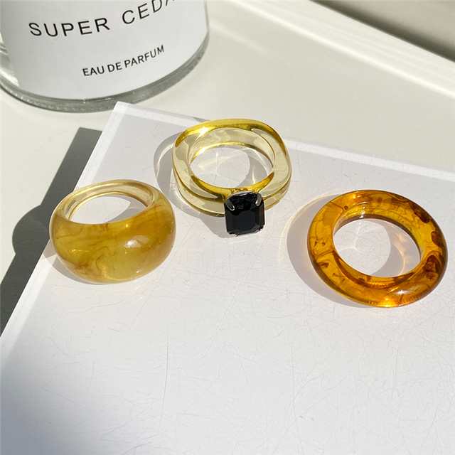 17KM Zestaw 3 koreańskich pierścieni geometrycznych z przezroczystą żywicą akrylową dla modnych kobiet - biżuteria z kryształem 2021 - Wianko - 1