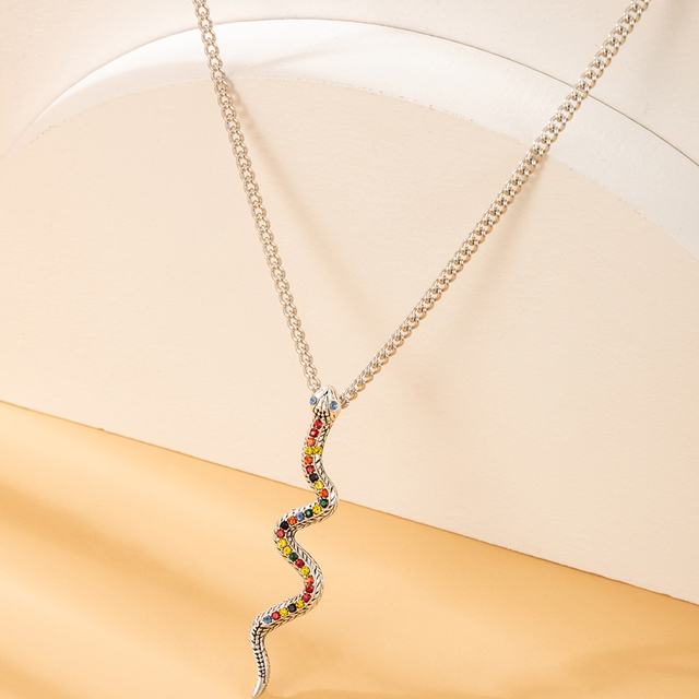Lukusowy naszyjnik wężowy z kolorowymi rhinestonami dla kobiet, srebrny kołnierz łańcuszkowy - Wianko - 3
