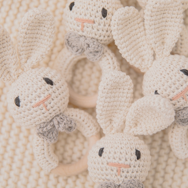 Drewniana grzechotka gryzak Cartoon Bunny Crochet dla dzieci - Wianko - 9
