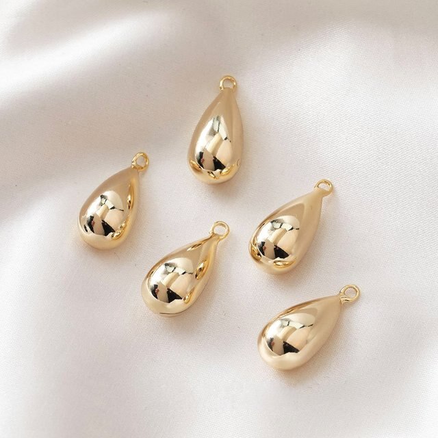 Złote naszyjniki w kształcie kropli - 4 sztuki, wykonane ręcznie z mosiądzu - Wianko - 15
