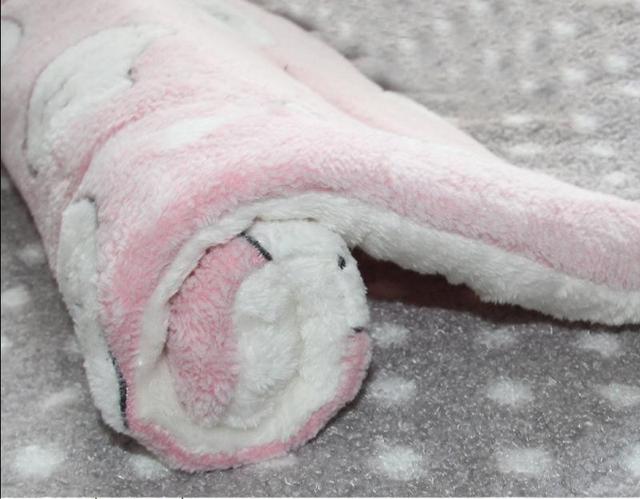 Mata flanelowa Pet Soft Fleece Pad dla zwierząt domowych - zagęszczony kocyk na łóżko, poduszka na sofę, dywan przenośny - zmywalna i ciepła - Wianko - 14