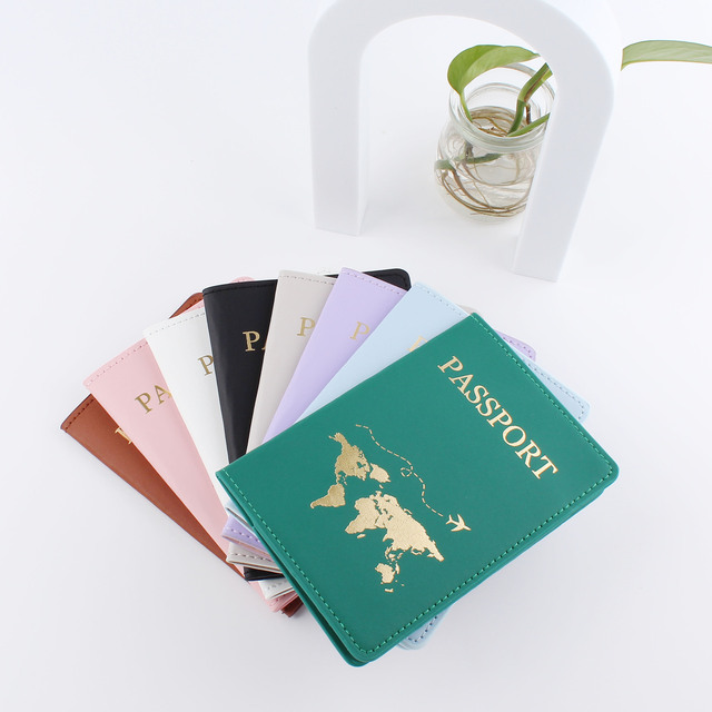 Etui na paszport z mapą świata - skórzany futerał podróżny z uchwytem na karty - Wianko - 4