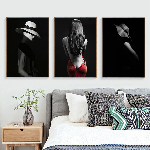 Plakat na płótnie - Skandynawska moda - Sexy kobieta - Czarno-biały - Druk - Piękna dekoracja wnętrz - Wianko - 3