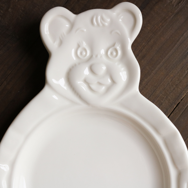 Niedźwiedź kreskówkowy - talerzyk deserowy - ceramiczna miska z motywem niedźwiedzia - płaski trójkąt - śniadaniowa/sałatkowa taca - Wianko - 19