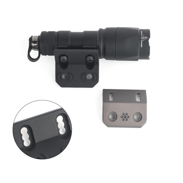 Offsetowa mini latarka taktyczna Surefire M300 i M600 Scout CNC Keymod Mlok - dostęp do światła z góry na szynę Rflie - Wianko - 2