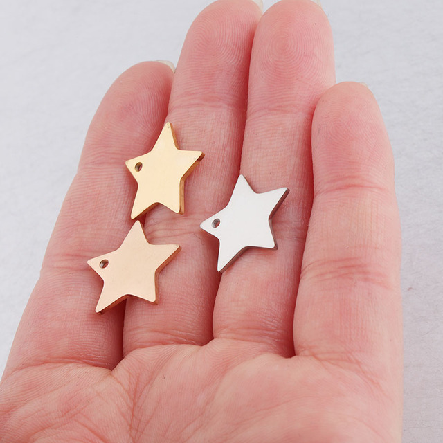Polerowane lustrzane Star Charms: 20 sztuk pięcioramiennych gwiazd DIY ze stali nierdzewnej do biżuterii - Wianko - 6