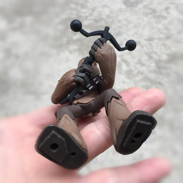 Figurka Chewbacca - model zabawki, dekoracyjna ozdoba, idealna do kolekcji dla dzieci - Wianko - 3