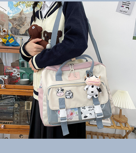 Koreański plecak wielofunkcyjny dla nastolatek, przenośna torba podróżna dla dziewczynki - krowa, mała słodka szkolna torba z różową odznaką kobiecego stylu - Wianko - 8