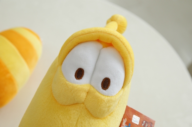 Koreański Anime zabawy owad Slug - 3 sztuki/partia - kreatywne larwy pluszowe zabawki - słodkie nadziewane robaki - dla dzieci - prezent urodzinowy - Wianko - 16