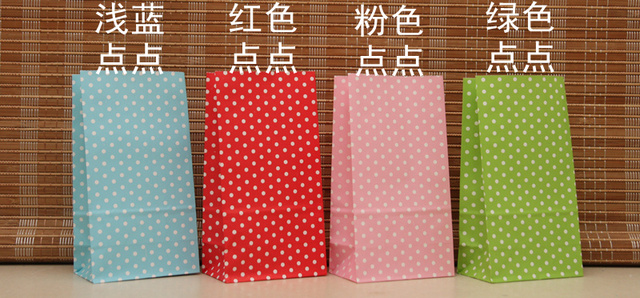 Partia 10 sztuk małych papierowych torebek upominkowych w 2 stylach - Polka Dot, kolorowe. Wymiary: 18x9x6 cm - Wianko - 5