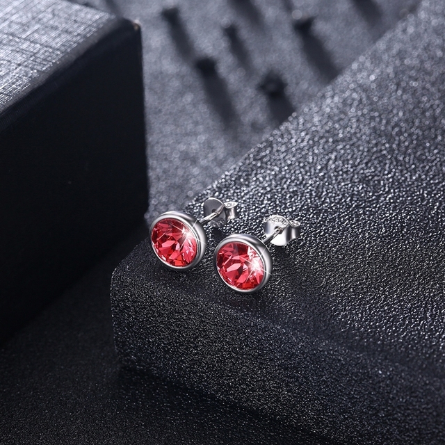 Srebrne kolczyki z okrągłymi kryształami Swarovskiego – elegancka biżuteria dla kobiet - Wianko - 6