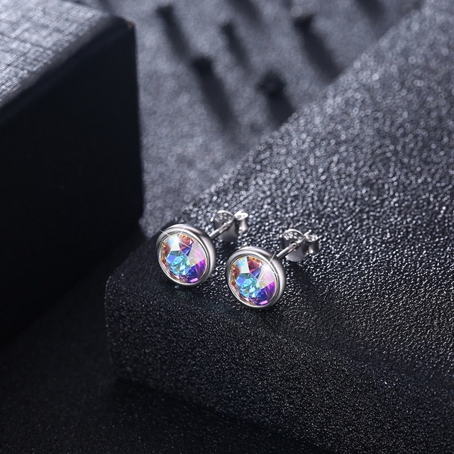 Srebrne kolczyki z okrągłymi kryształami Swarovskiego – elegancka biżuteria dla kobiet - Wianko - 8