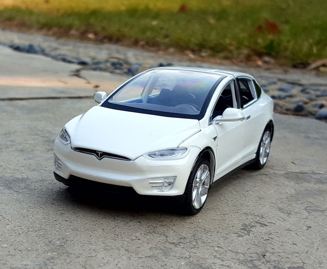 New1:32 Tesla MODEL X MODEL3 - Aluminiowy Model samochodu Diecast dla dzieci (PREZENT) - Wianko - 8
