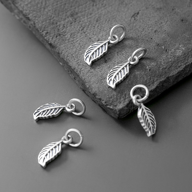 Ręcznie matowy srebrny wisiorek w kształcie małego liścia, wykonany z 925 srebra (S925) - biżuteria DIY (ozdoba, charms) - Wianko - 2