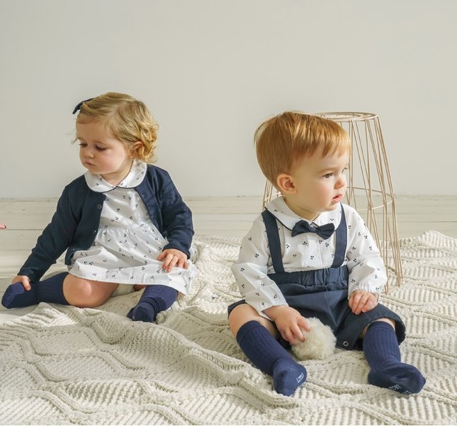 Kombinezon dla niemowląt: pasujący zestaw dla brata i siostry, hiszpański styl, Romper z bawełnianej sukienki, z płaszczem dla maluchów - Wianko - 8