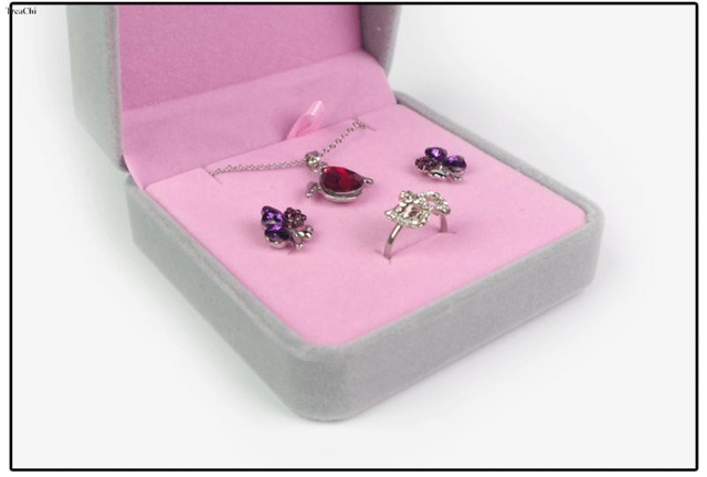 Ślubne pudełko na pierścionek w luksusowym stylu, z aksamitną wyściółką, kolczykami i przenośnym uchwytem - idealny prezent na zaręczyny, urodziny dla pani - Wianko - 18