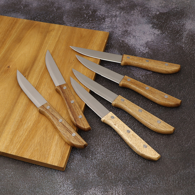 Komplet 2-10 noży do steków z drewnianą rękojeścią, ostrzem ząbkowanym i długością ostrza 10 cali - Wianko - 18