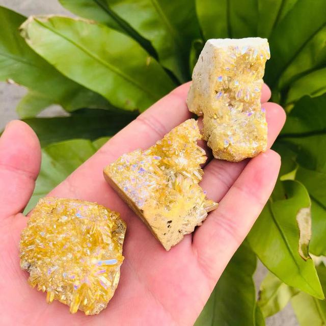 Naturalny kamień druzy z żółtą bryłą kryształową MOKAGY 30g-125g - idealny prezent ślubny - Wianko - 2