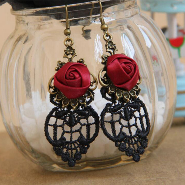 Kolczyki wiszące - Czarne koronkowe czerwone satynowe róże z haczykiem i piłeczką, moda dla kobiet, akcesoria do biżuterii, impreza, ślub, Lolita - Wianko - 3