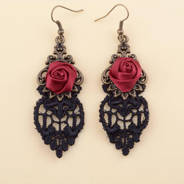 Kolczyki wiszące - Czarne koronkowe czerwone satynowe róże z haczykiem i piłeczką, moda dla kobiet, akcesoria do biżuterii, impreza, ślub, Lolita - Wianko - 1