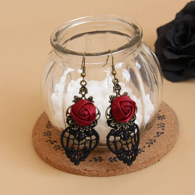 Kolczyki wiszące - Czarne koronkowe czerwone satynowe róże z haczykiem i piłeczką, moda dla kobiet, akcesoria do biżuterii, impreza, ślub, Lolita - Wianko - 2