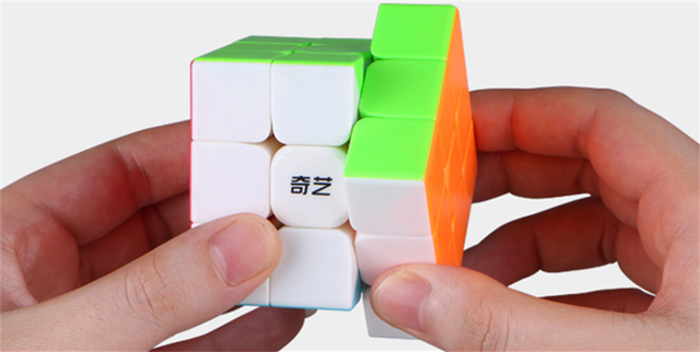 Qiyi Yongshi S 3x3x3 - Kostka Yongshi Stickerless Cube. Kostka puzzle dla profesjonalistów i dzieci - Wianko - 4