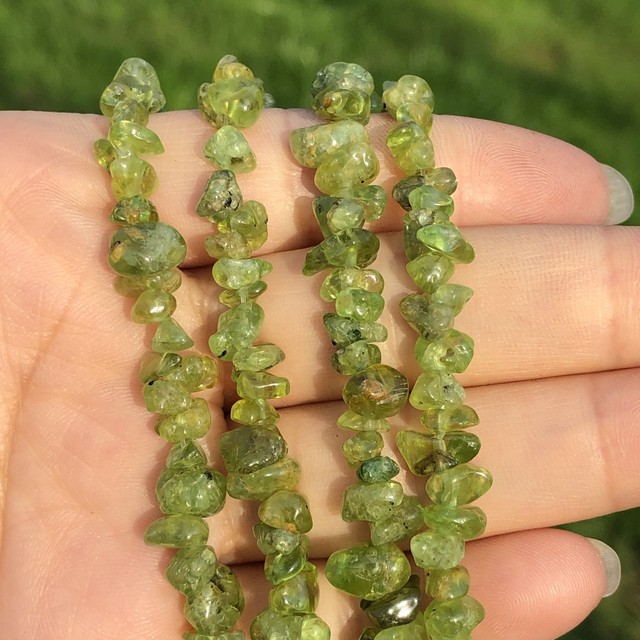 Kamienie żwirowe zielonych peridotów 5-8mm w nieregularnym freeform kształcie - do tworzenia biżuterii DIY, bransoletki, naszyjniki (32) - Wianko - 5