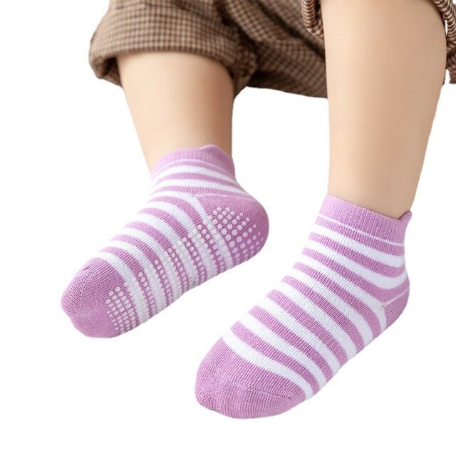 6 par antypoślizgowych skarpetek dziecięcych bawełnianych dla chłopców i dziewczynek w wieku 0-5 lat - Wianko - 1