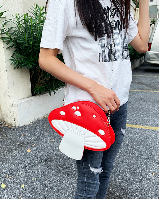 Mini torebka na ramię - Śliczne czerwone grzyby, projekt kobiety i dziewczyny, Kawaii kopertówka z łańcuszkiem - Wianko - 44