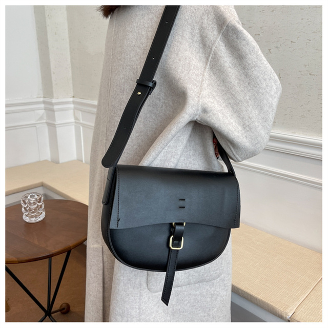 Luksusowa skórzana torebka na ramię - projektantka damskiej mody z klapką i małą torbą ze skórzanym paskiem - Wianko - 12