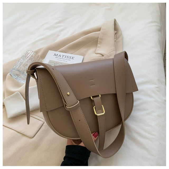 Luksusowa skórzana torebka na ramię - projektantka damskiej mody z klapką i małą torbą ze skórzanym paskiem - Wianko - 35