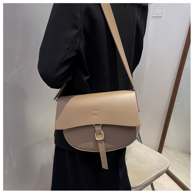 Luksusowa skórzana torebka na ramię - projektantka damskiej mody z klapką i małą torbą ze skórzanym paskiem - Wianko - 26