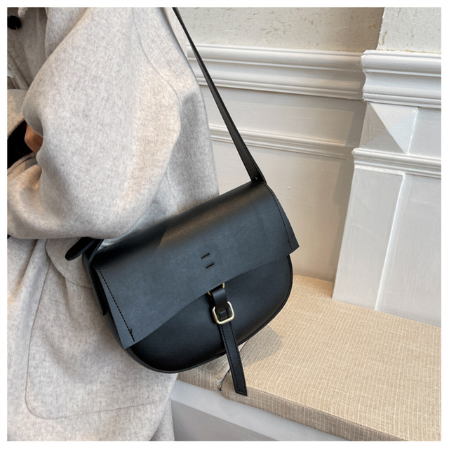 Luksusowa skórzana torebka na ramię - projektantka damskiej mody z klapką i małą torbą ze skórzanym paskiem - Wianko - 9