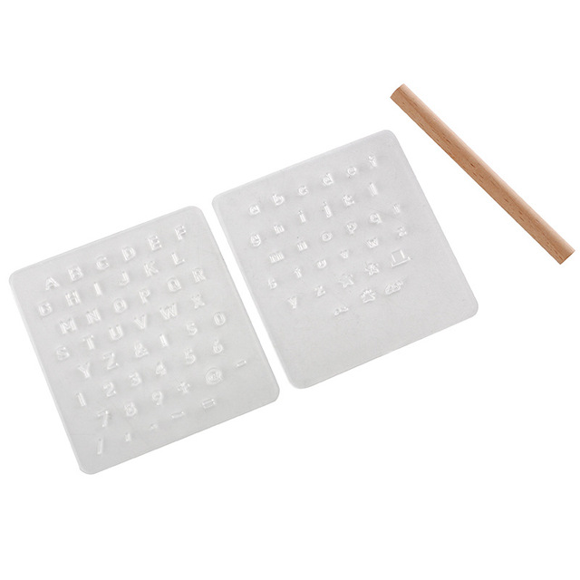 Narzędzie do wytłaczania skóry - Plastikowa skórzana płyta tłocząca w formie zestawu z numerami i dziurkaczem rękodzielniczym DIY - Wianko - 9