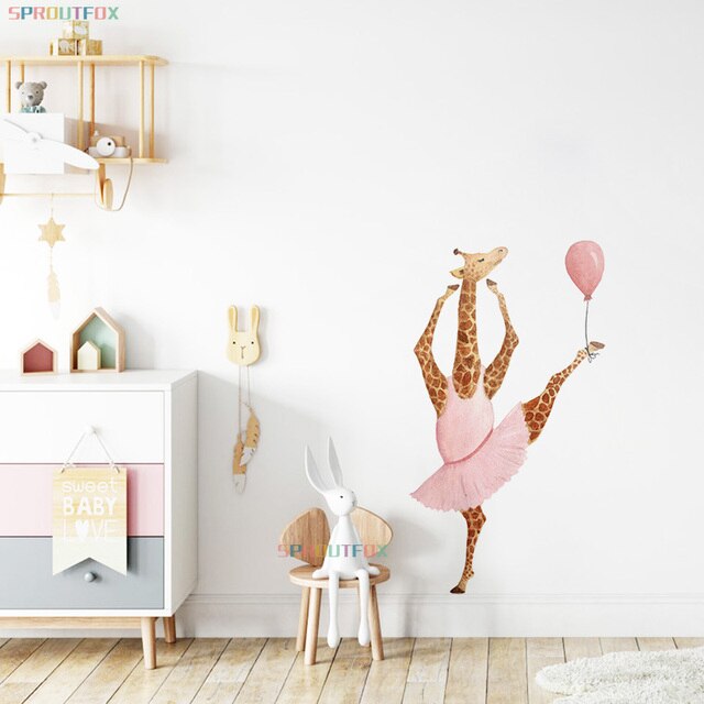 Naklejka ścienna Cute Animal Mr. Deer - skuter i panna balet Deer dla dzieci - dekoracja domu - nowoczesne pomieszczenia - pokój dzienny - Wianko - 7