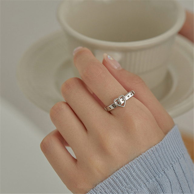 Pierścień HUANZHI 2021 z metalowymi klamrami w kolorze złotym, srebrnym oraz szlifowanym sercem i kamieniami Rhinestone dla kobiet - Wianko - 6