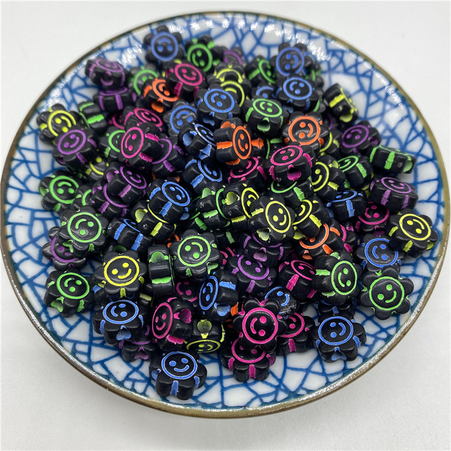 50 sztuk/partia Akrylowe koraliki okrągłe 10 mm w kształcie smileys do tworzenia biżuterii DIY bransoletka naszyjnik - Wianko - 17
